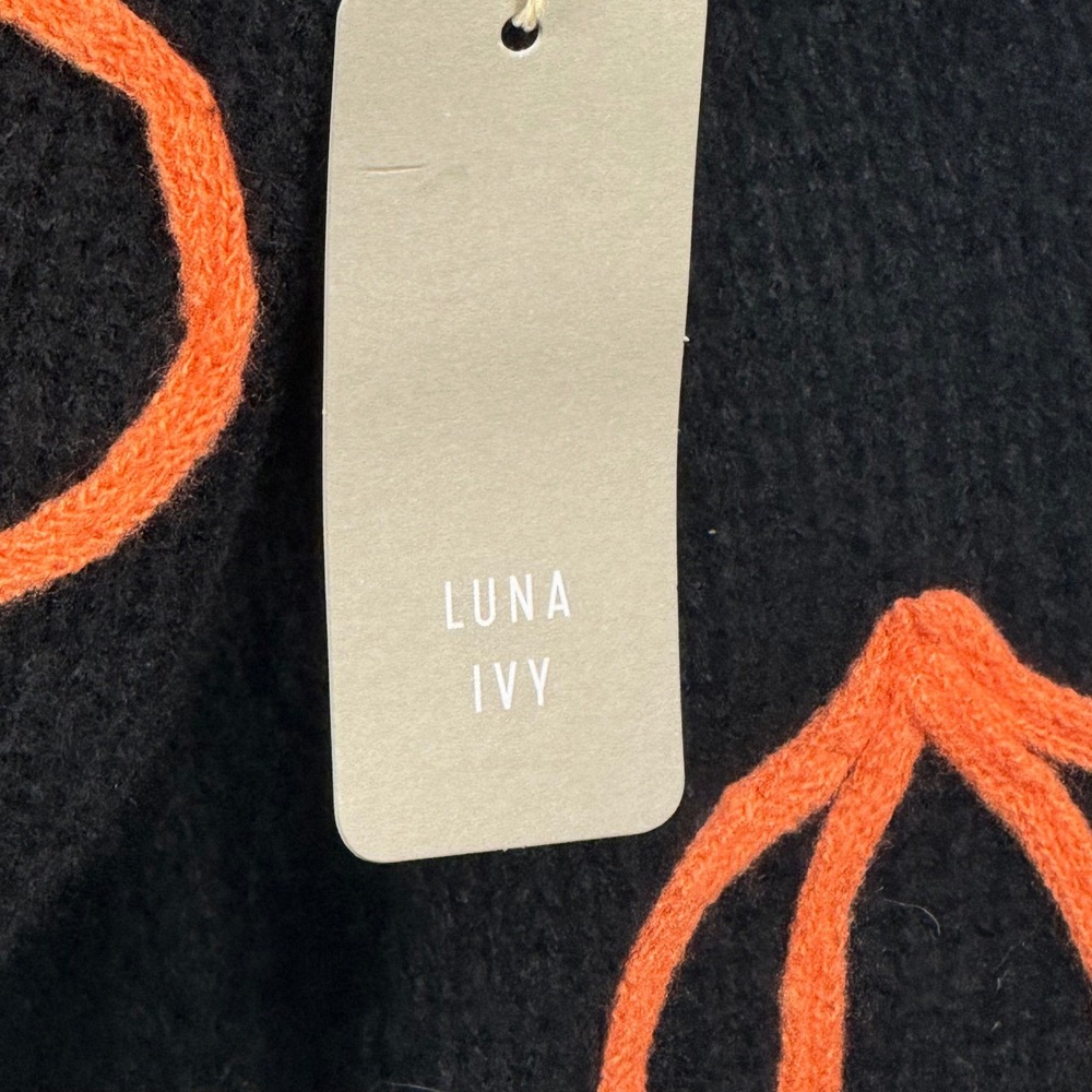 New Luna Ivy Pumpkin Knit Cardigan Womens M Black Orange Embroidered Fall Autumn - Picture 4 of 7